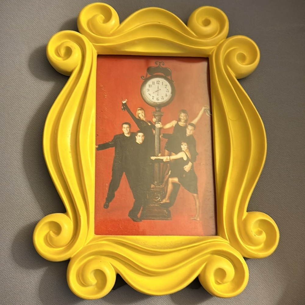 FRIENDS Frame